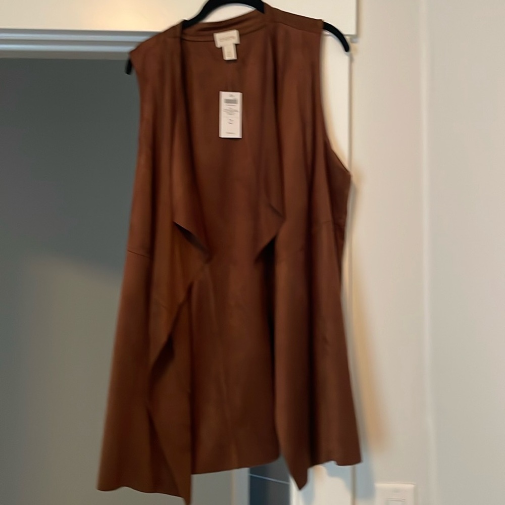 Faux suede vest in brown color